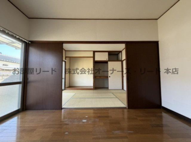 石橋貸家（南3丁目）の洋室
