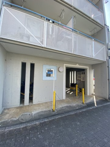 マンションステップのエントランス