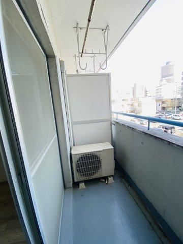 マンションステップのバルコニー
