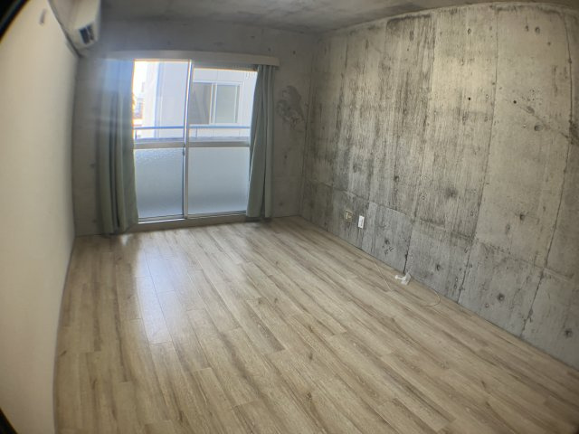 マンションステップの洋室