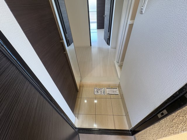 ラムール鈴蘭台南の玄関