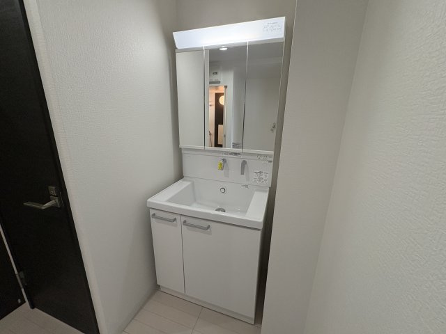 ラムール鈴蘭台南の洗面所