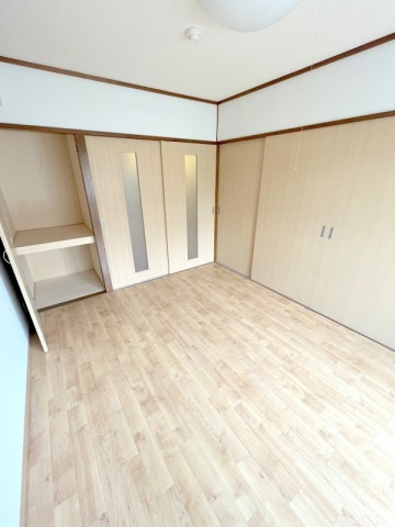 寺西ビルの洋室|使い勝手のいい洋室です