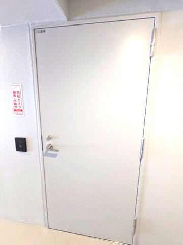 Renaissance Court浅草のその他共用部分|24時間利用可能なゴミ置場です