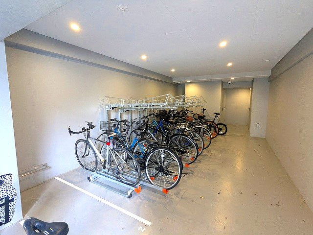 Renaissance Court浅草の設備|屋根付き自転車置場置場です、空き状況ご確認お願い致します