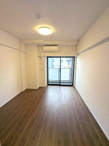 Renaissance Court浅草の設備|南向き、角部屋、インターネット無料、取り外し可能な室内物干し設備付です