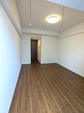 Renaissance Court浅草の設備|南向き、角部屋、インターネット無料、取り外し可能な室内物干し設備付です