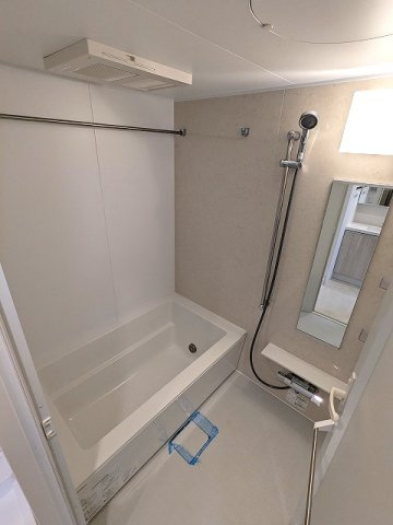 DUE NIPPORI Ⅲの浴室|追焚オートバス、浴室換気乾燥機