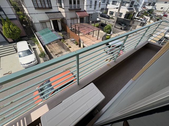 ラムール鈴蘭台南のバルコニー