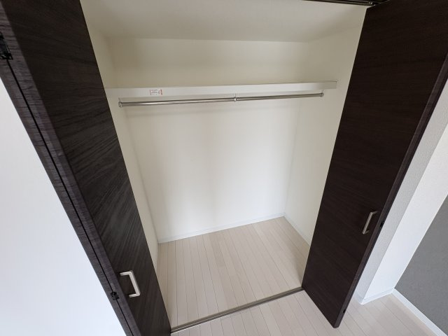 ラムール鈴蘭台南の収納