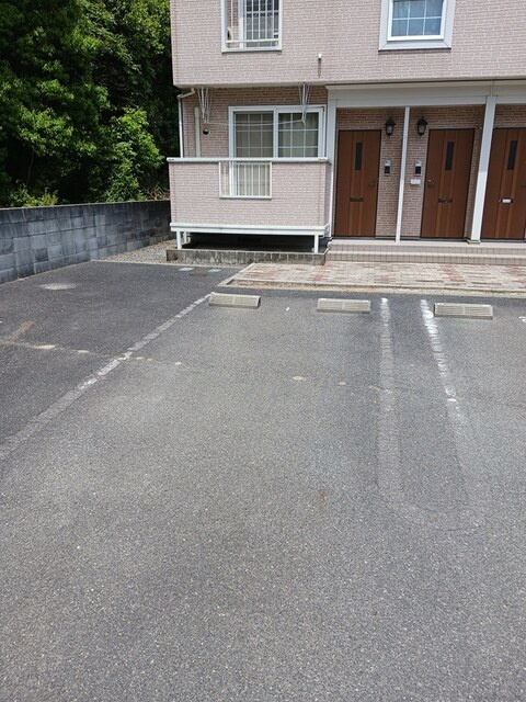 エトワール　Ａの駐車場