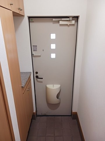 【玄関】 | ブルック　サイド | 毎日通る玄関はこちらです