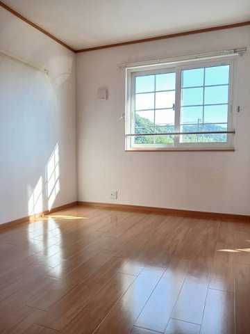 メゾンフォレスタＣ棟のその他
