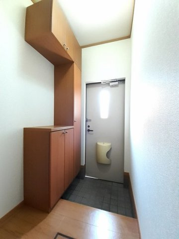 エトワール　Ｂの玄関|きれいな玄関です