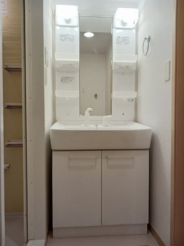 メロ－ライフＢの洗面所|忙しい朝には欠かせない洗面所です