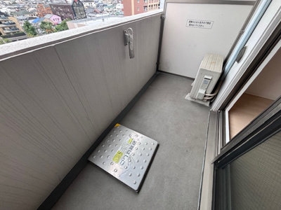【バルコニー】 | クレアート大阪トゥールビヨン | ※同施工会社のイメージ写真※