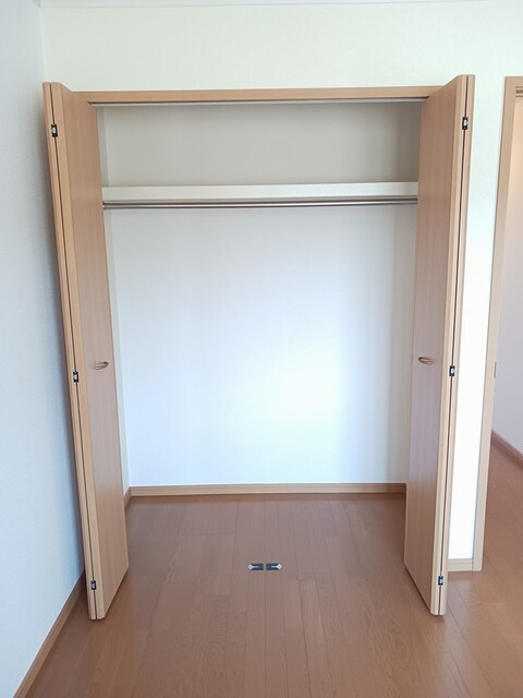 ベルメゾン　Ａ棟の収納