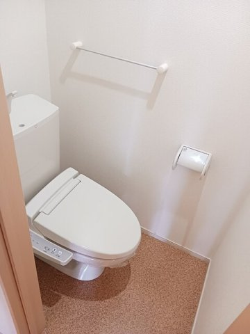 プリムラのトイレ|コンパクトで使いやすいトイレです