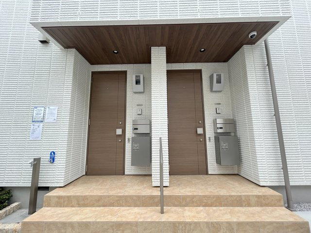 石蕗小路Ⅲのエントランス