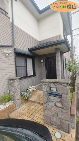 加古川市野口町長砂　中古戸建の玄関