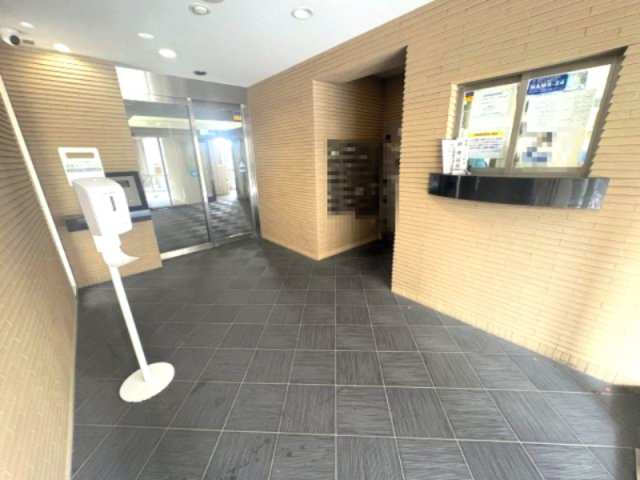 レリア蕨塚越のエントランス
