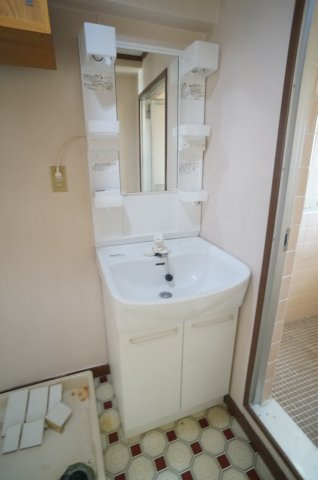 コスモカウンティⅠの洗面所|参考、同建物・同間取りの号室