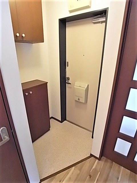 エクセレント御影の玄関