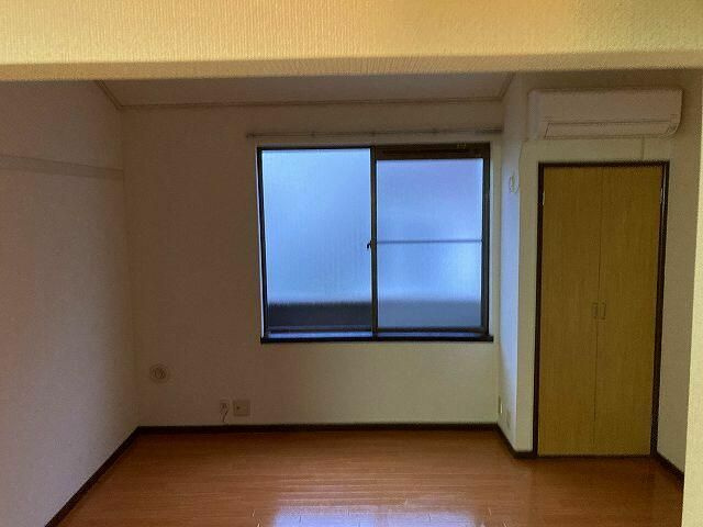 メゾン井上