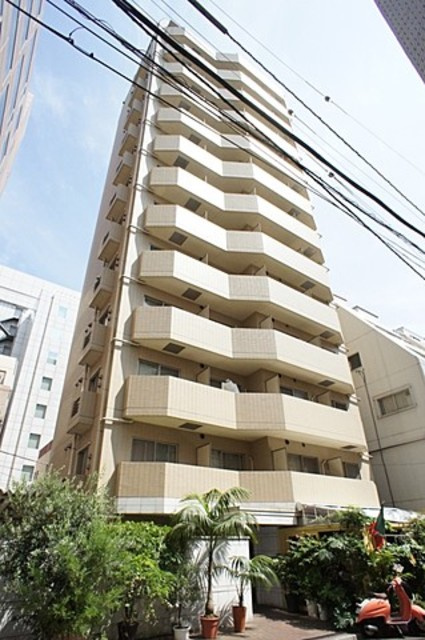 港区西新橋１丁目の賃貸マンションの外観