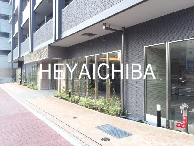 ライジングプレイス亀戸のエントランス