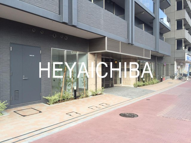 ライジングプレイス亀戸のエントランス