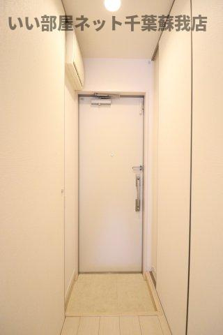 リブリ・フェニックス の玄関|収納もある玄関です