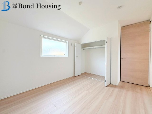 太陽光標準設置の建売住宅　美穂が丘　全18区画分譲　18号棟の洋室