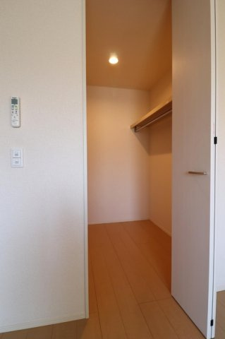 府中市日新町２丁目のアパートの収納|※他部屋参考写真