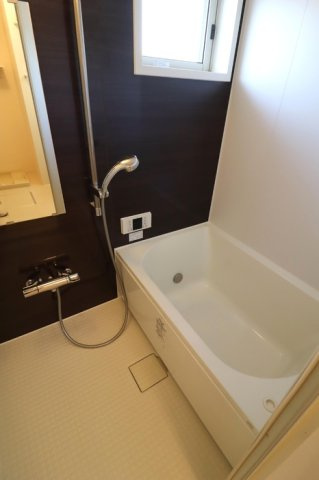 府中市日新町２丁目のアパートの浴室|※他部屋参考写真