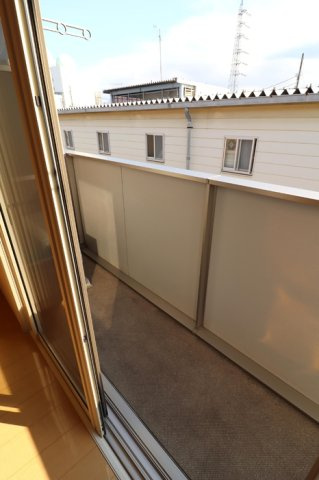 府中市日新町２丁目のアパートのバルコニー|※他部屋参考写真