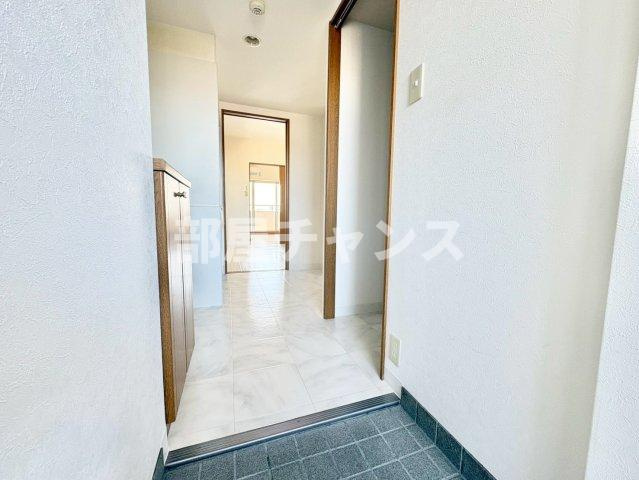 プレステージ名古屋の玄関
