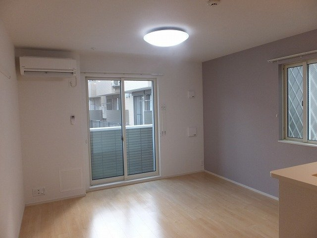 【居間・リビング】 | 即日案内可能です♪現地待ち合わせOK！どの物件でも当社でお得にご案内できますのでまとめて内覧ください♪