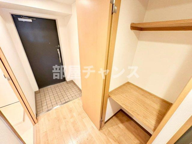 プレステージ千種の玄関