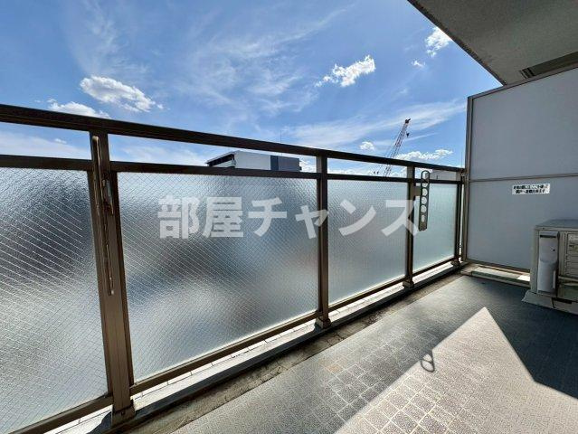 レジデンスカープ今池のバルコニー