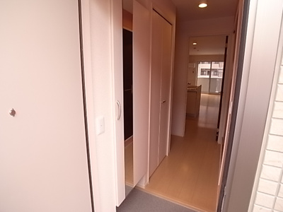 【玄関】 | サンボナール | 落ち着いた玄関です