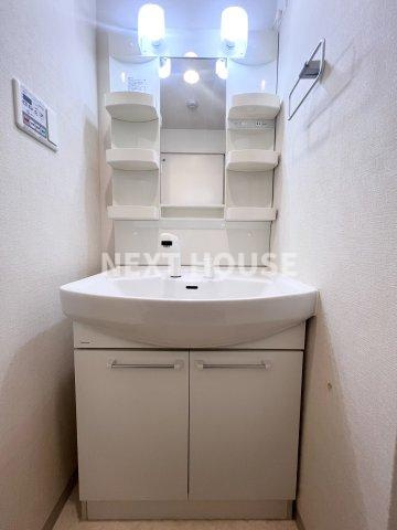 グランジュテ住吉の洗面所