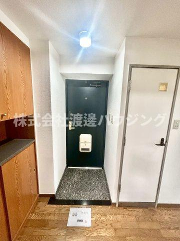 ジョイフル寝屋川の玄関