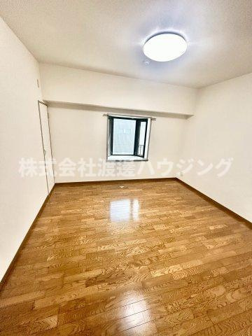 ジョイフル寝屋川の寝室