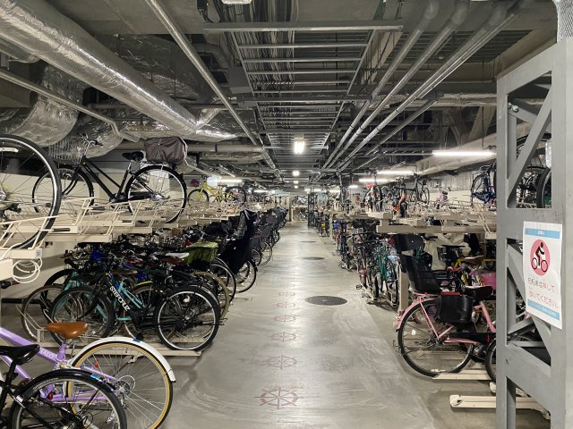 地下１階　駐輪場