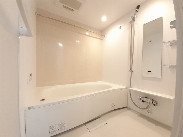 プロムナード北泉の浴室|落ち着いた空間のお風呂です
