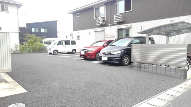 デュオラピッツ Bの駐車場|駐車場