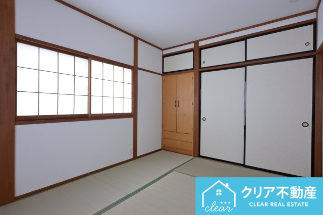 【和室】 | 伊勢崎市山王町1期　中古住宅 | 各居室に豊富な収納スペースをご用意してます。