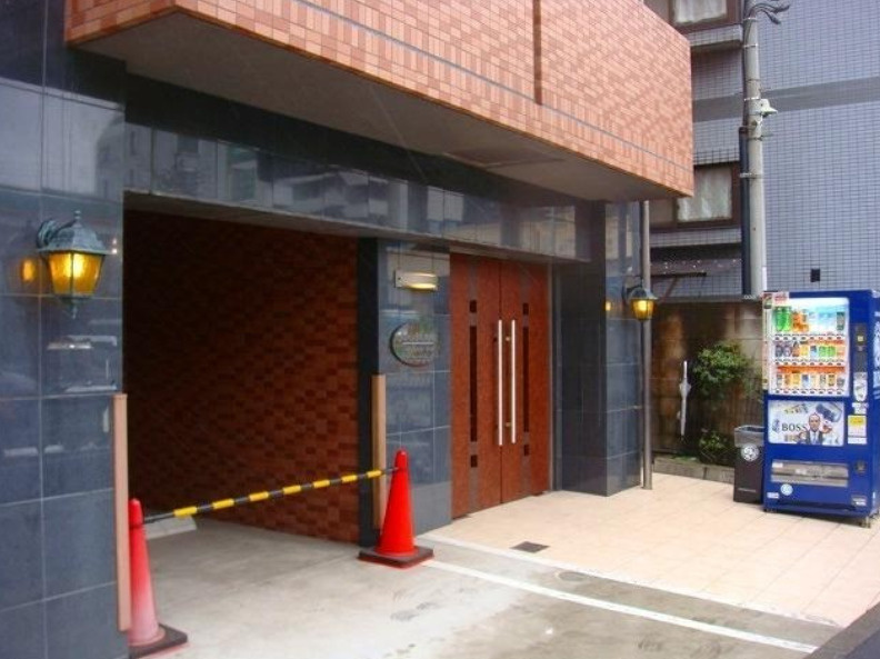 ドルチェ笹塚壱番館のエントランス