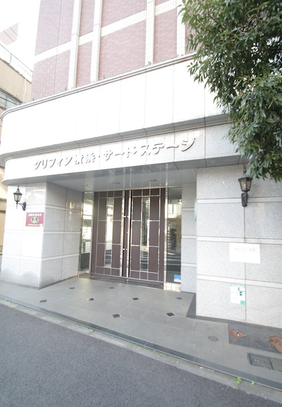 グリフィン横浜・サードステージのエントランス